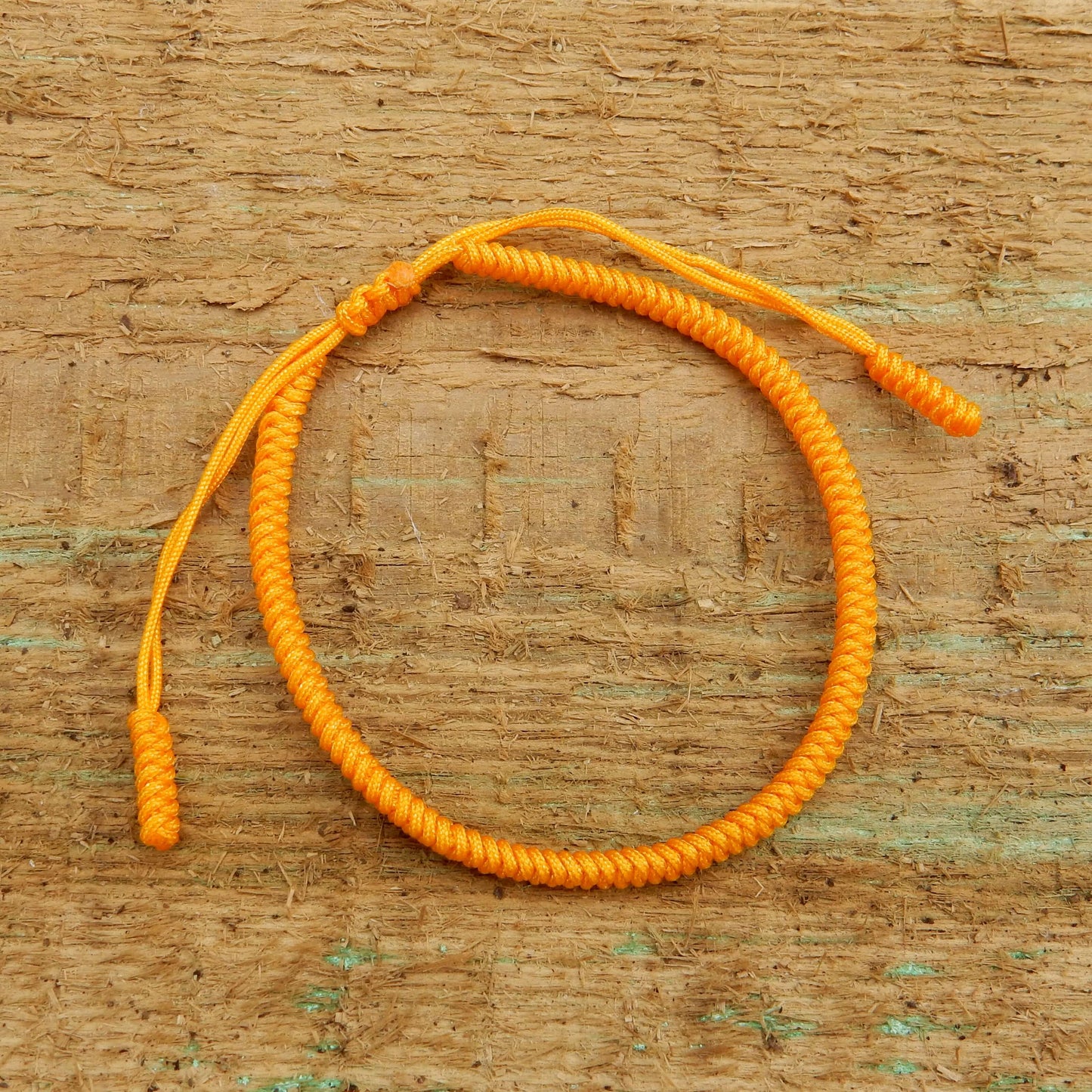 Tibetan temple armband honinggeel - www.mundobracelets.com